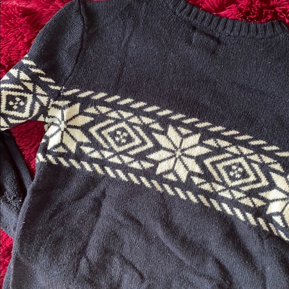 Old Navy navy wool sweater - Picture 8 of 10